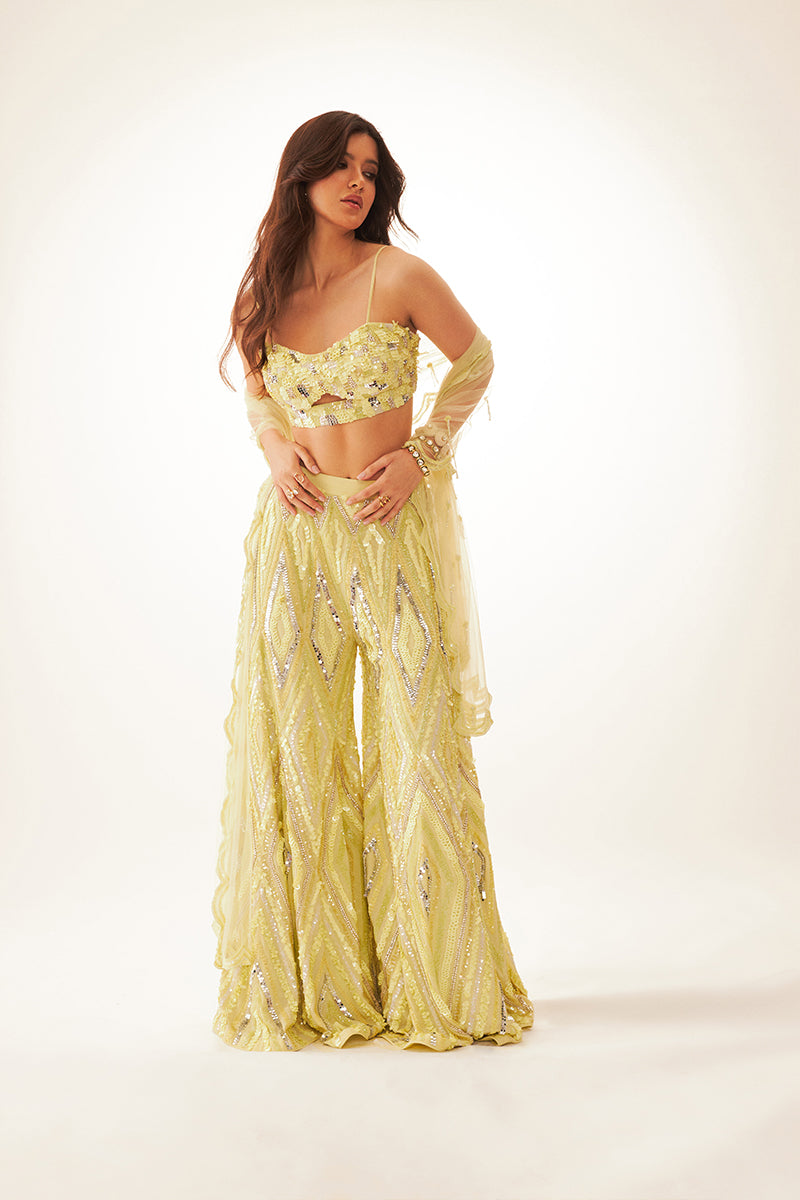 Shanaya Kapoor in Ekatra